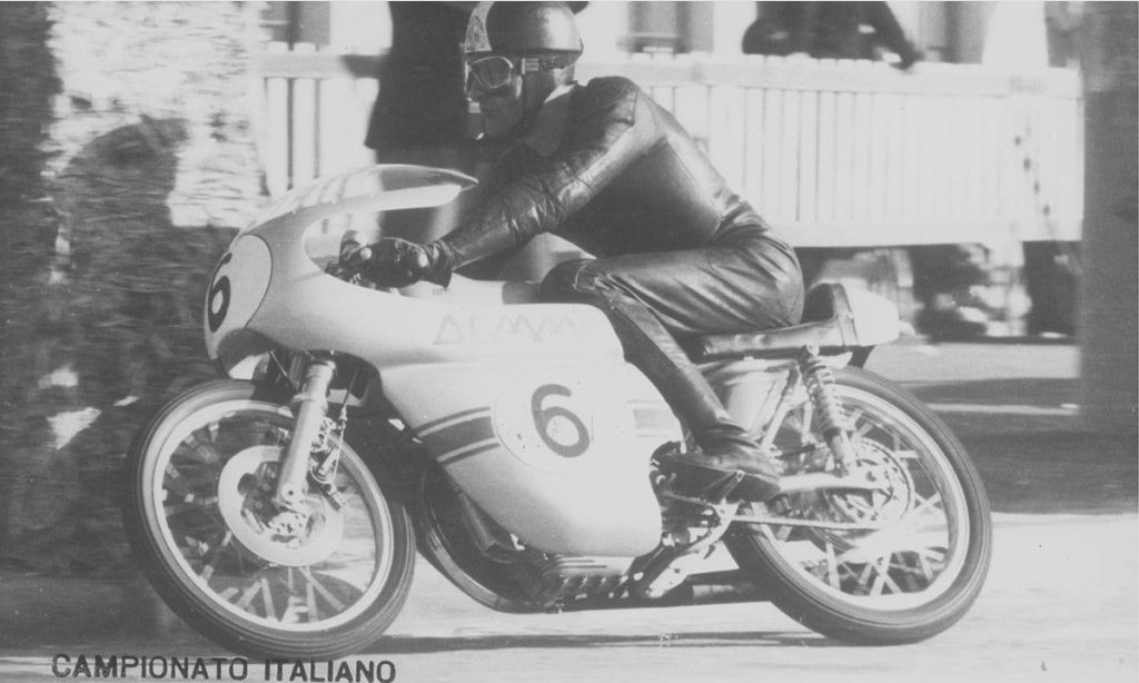 Lucio Zaccanti on his Demm 125 Competizione, 1967