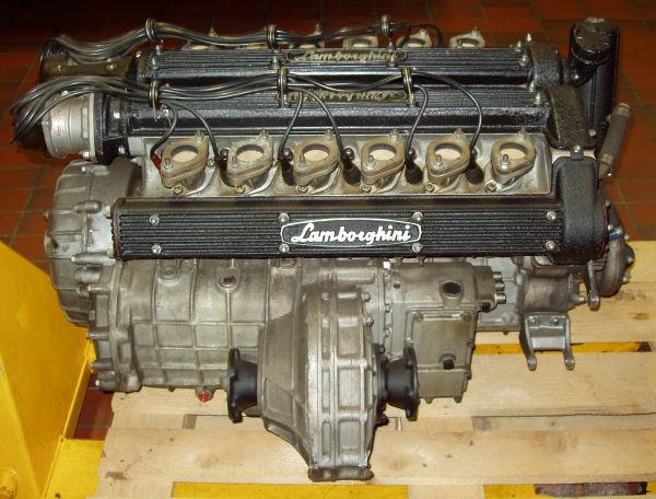 Lamborghini Miura SV Engine