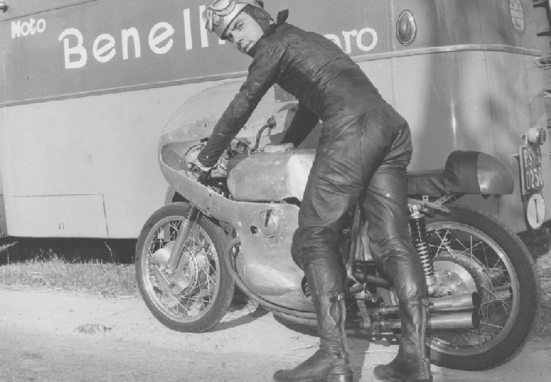 Benelli works rider Silvio Grassetti with a 1969 Benelli 350-4